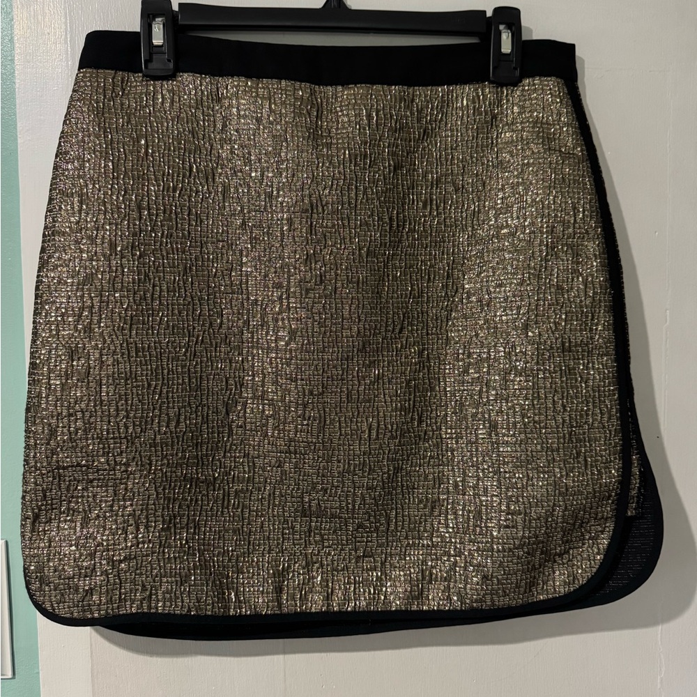 Metaphor Metallic Gold Threaded W Black Trim Short Skirt Size 8 Lined